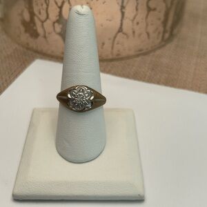 10K MENS DIAMOND RING